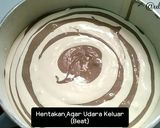 Foto langkah ke 6 dari resep Resep Bolu Zebra Lembut.