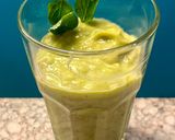 Φωτογραφία βήματος 1 της συνταγής Smoothie με αβοκάντο, μανταρίνι, μπανάνα, χουρμάδες, φράουλες & μέντα 💛🩷💚🩷💛