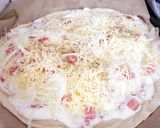 Une image de l'étape 4 de Flammekueche tarte flambée fines.