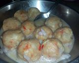 A picture of step 4 of Yam balls.