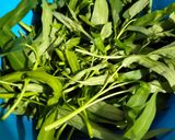 Foto langkah ke 1 dari resep Cah Kangkung Tauge.