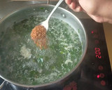 முருங்கை கீரை சூப் (murungai keerai soup recipe in tamil) ரெசிபி ஸ்டேப் 2 புகைப்படம்
