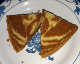 A picture of step 4 of Zebra cake.