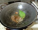 Foto langkah ke 1 dari resep Sosis Solo Goreng.