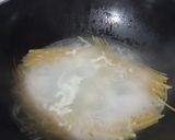 Foto langkah ke 2 dari resep Spaghetti Bolognese Saus Daging Slice.