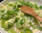 A picture of step 1 of Scrambled Eggs with Leeks.