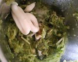 A picture of step 1 of Quick Thai paneer sandwich with salad.