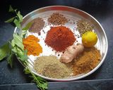 રાજસ્થાની સ્પેશિયલ મુંગ દાલ કચોરી (Rajasthani Special Moong Dal Kachori Recipe In Gujarati) રેસીપી સ્ટેપ2ફોટો