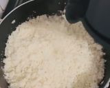 A picture of step 2 of Liphutfu/ Uphuthu.