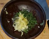 Foto del paso 1 de la receta: Reineta a la mantequilla con tomillo y ajo