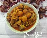 A picture of step 7 of Kashmiri Wazwan Tchere Gosht Korma- Lamb with Dried Apricots.