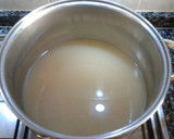 Foto del paso 3 de la receta: Caldero de merluza con almejas y gambones