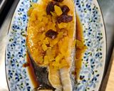 A picture of step 1 of Steamed Cod with Preserved Melon.