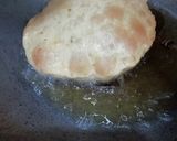 A picture of step 5 of Rice Flour Puri.