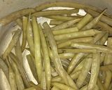 A picture of step 2 of Cluster (Guar) Beans vegetable.