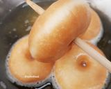 Foto langkah ke 4 dari resep Donat White Ring Buttermilk.