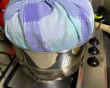A picture of step 1 of Steamed Black Glutinous Rice Cake.