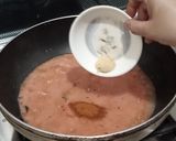 A picture of step 2 of Aloo Matar.