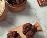 Foto langkah ke 5 dari resep Bolu kukus coklat gluten free.