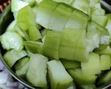 A picture of step 1 of Tori sabzi.