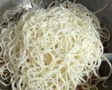 A picture of step 4 of Noodles in Spicy Pasta Sauce.