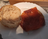 Foto del paso 2 de la receta: Mollete de salmón marinado con aceite de oliva