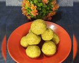 A picture of step 3 of Gond ke ladoo.