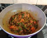 A picture of step 8 of Rajma palak curry.