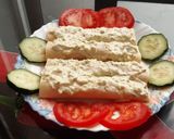 Foto del paso 5 de la receta: Canelones fríos de pavo y queso con salsa de yogur y mostaza