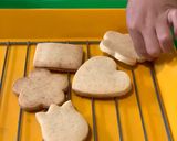 Hình bước làm 3 của món Bánh Quy Bơ Cho Bé