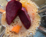 Foto del paso 3 de la receta: Batido de betabel, zanahoria y naranja