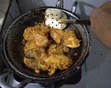 Foto langkah ke 6 dari resep Ayam Betutu Daun Singkong.