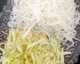 Foto langkah ke 7 dari resep Soto Kuning.