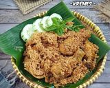 Foto langkah ke 9 dari resep Ayam Goreng Kremes.