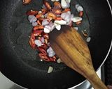 Foto langkah ke 3 dari resep Udang Saos Spaghetti.