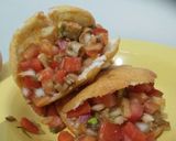 Foto del paso 3 de la receta: Arepa frita con ensalada de pepitona