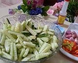 Foto langkah ke 1 dari resep Acar Timun Lalapan.