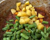 Foto langkah ke 3 dari resep Sambal Goreng Udang Kentang Buncis.