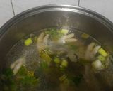 Foto langkah ke 6 dari resep Kaldu ceker ayam mpasi - hasil banyak & kental.