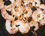 Foto del paso 3 de la receta: Gambas al vino