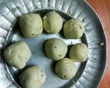 A picture of step 3 of Chanar Malpua.