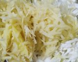 A picture of step 1 of Cabbage omlette.