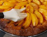 Une image de l'étape 5 de Tarte fine aux pêches.