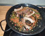 Foto del paso 4 de la receta: Arroz de costillas al horno