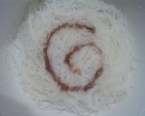 Foto langkah ke 2 dari resep (542) Bihun Goreng Bakso Sosis.