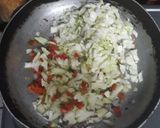 चिकन चिली (chicken chilli recipe in marathi) रेसिपी स्टेप 4 फोटो 