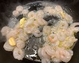 A picture of step 2 of Creamy Zucchini and Shrimp Penne.