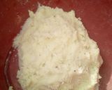 A picture of step 2 of Gullisuwa (milk balls).