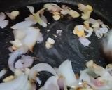 Foto langkah ke 1 dari resep Cumi kentang gurih.