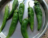 A picture of step 1 of Sweet Pepper Chilli Ring Fritters.